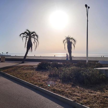 Canet Centre Ville Et Plage - Equipe Avec Climatisation Exterior photo
